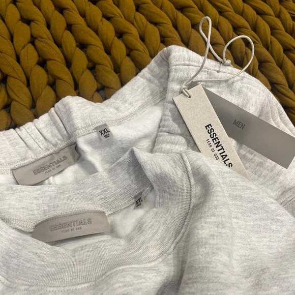 Fear of God Essentials Set - Picture 7 of 7